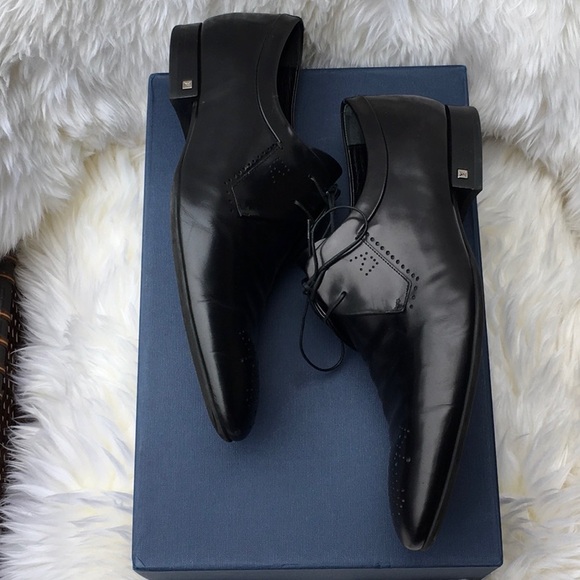 Louis Vuitton Men’s Lace Up Black Patent Leather Derby’s - Picture 10 of 11